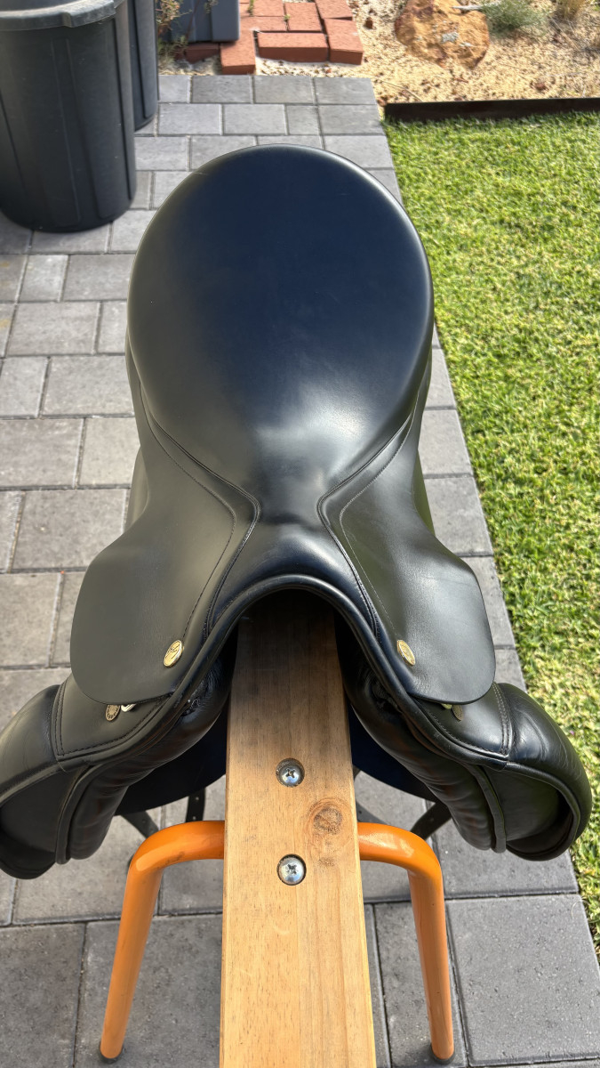 Prestige Dressage Saddle - Image 5
