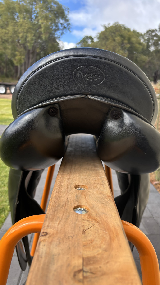 Prestige Dressage Saddle - Image 6